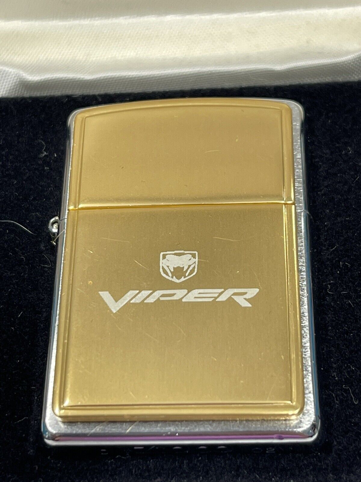 ZIPPO 2002 DODGE VIPER ANODIZED DEALERSHIP PROMOTION LIGHTER UNFIRED IN BOX C178