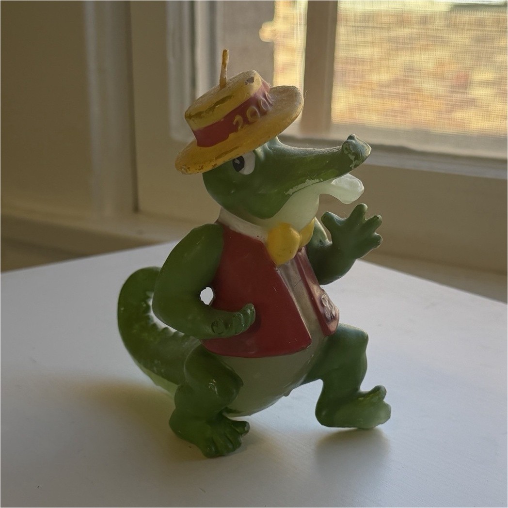 Vintage 2000 Alligator Wax Candle – Novelty Character Club Orlando Florida – Y2K