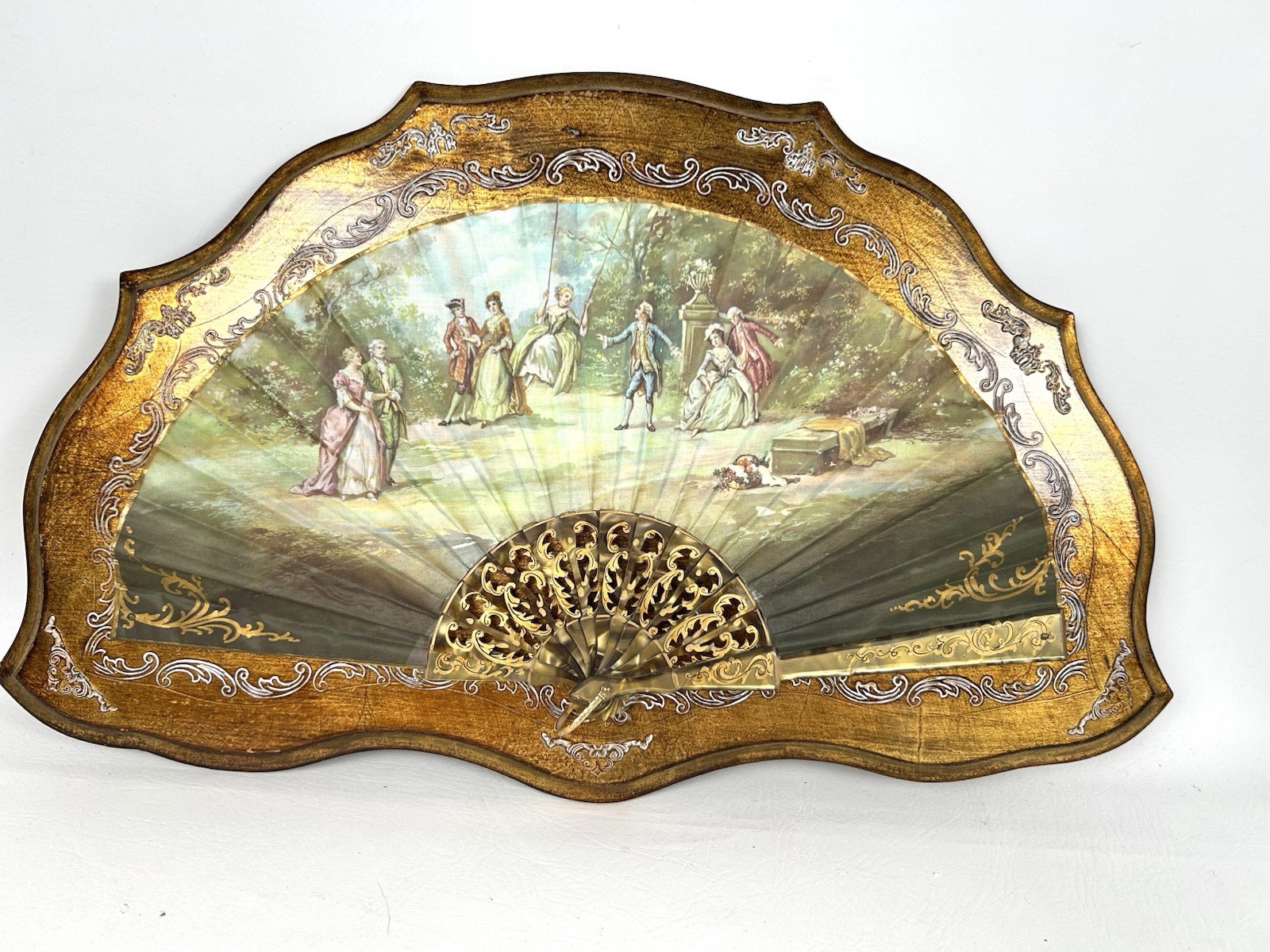 WOW VINTAGE *Gold WOOD Figural People FAN Florentine Italy ITALIAN Antique RARE