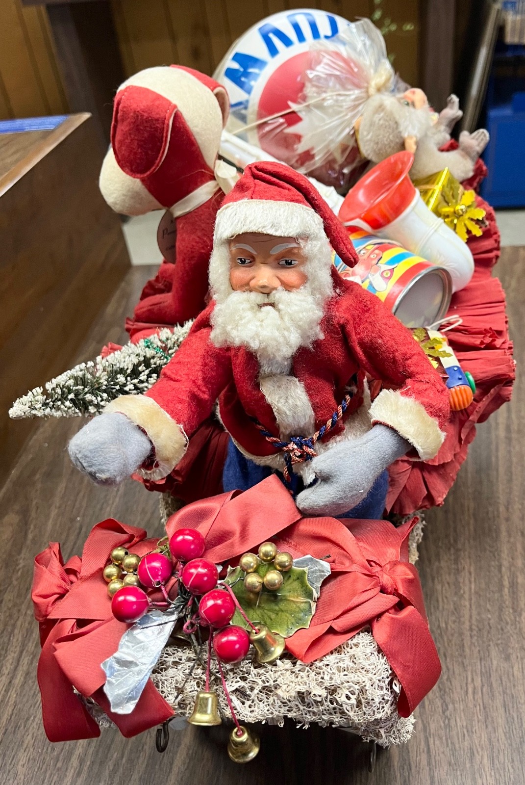 Fabulous Antique Fao Schwarz German Santa Claus Sleigh Christmas Store Display