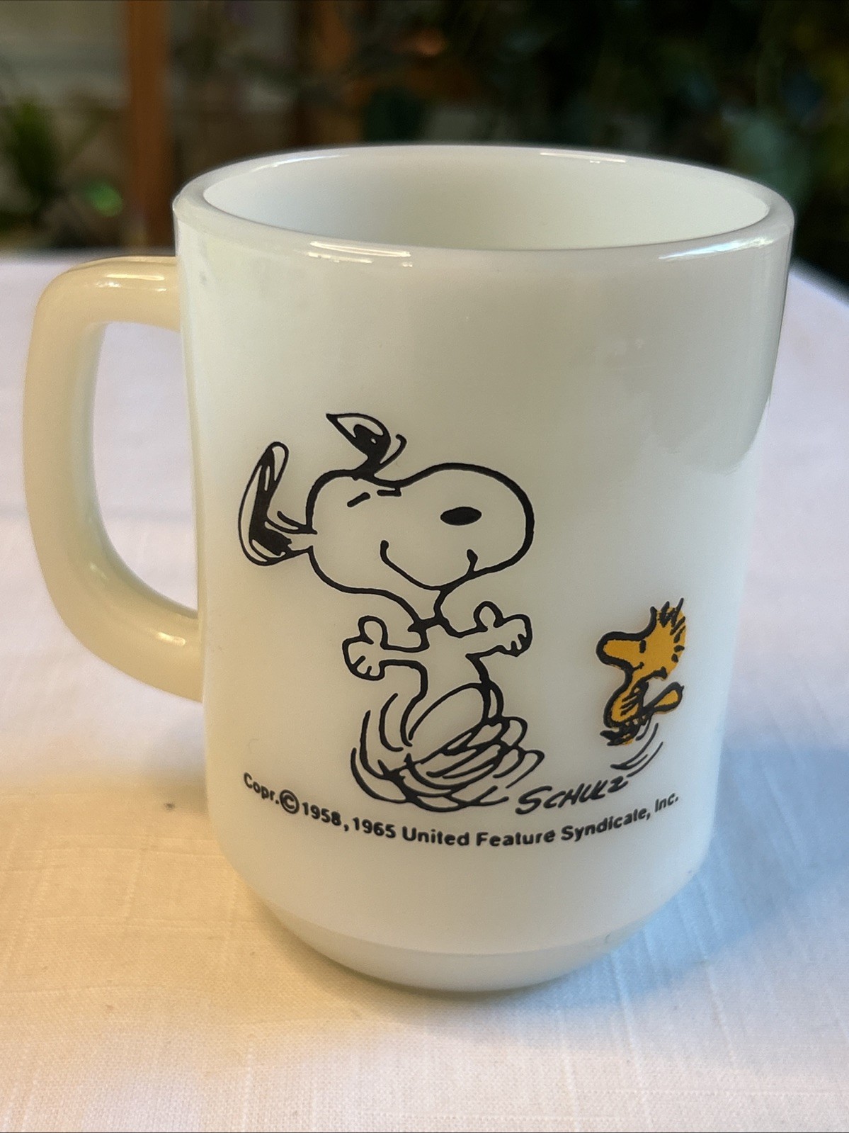 Vintage 1965 Fire King Milk Glass Handled Mug Snoopy & Woodstock