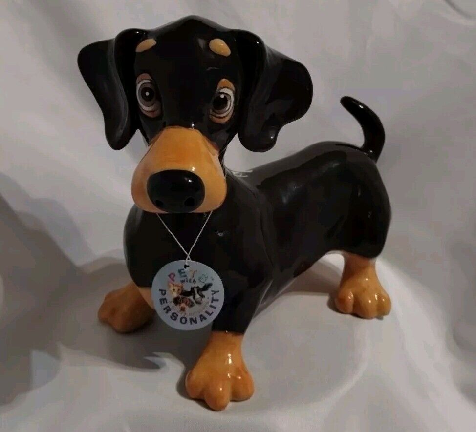 DACHSHUND STATUE, PETS WITH PERSONALITY  COLLECTION, SCULPTED IN UK Heavy 4.3 Lb