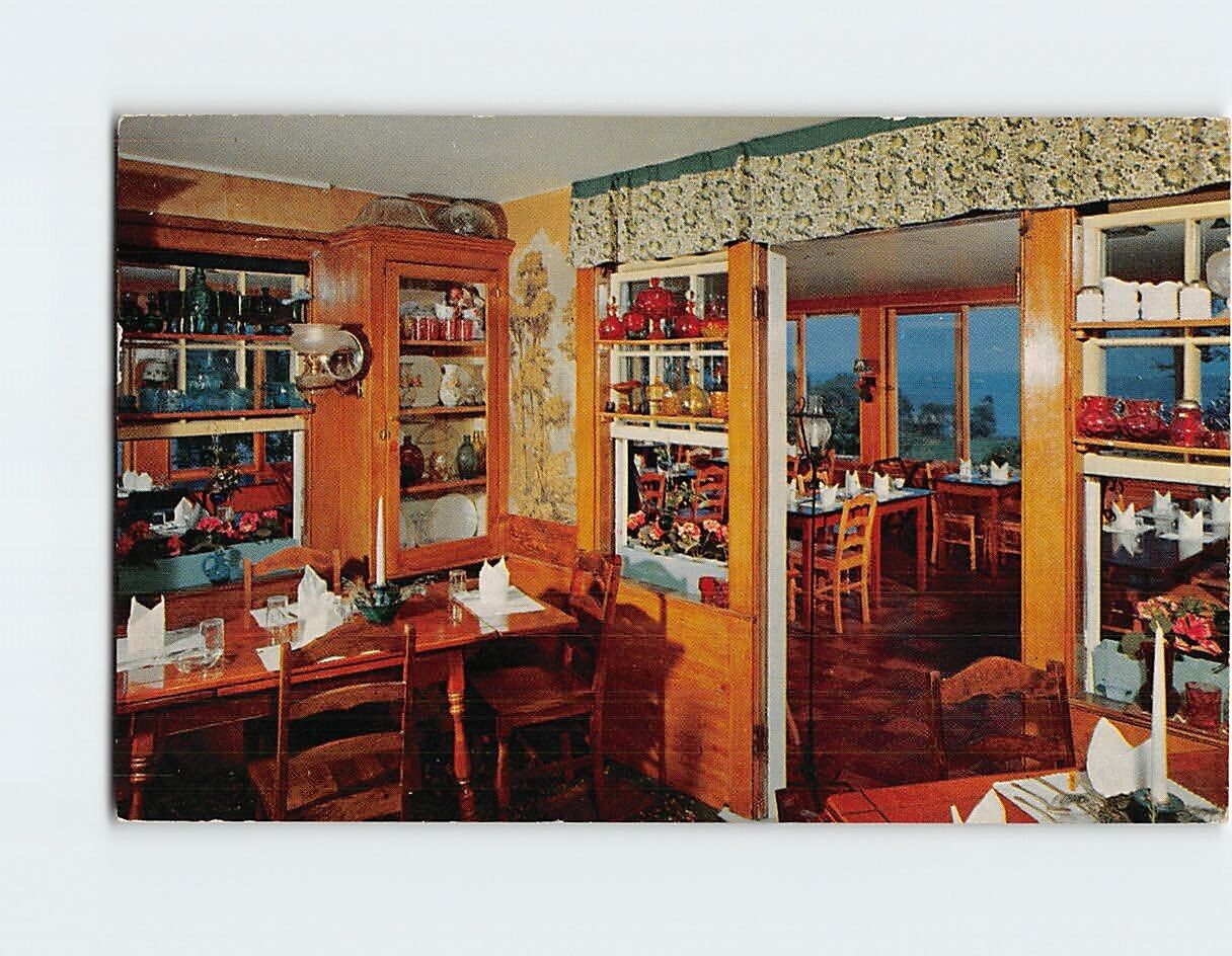 Postcard Interior Hobshole House & Motel Plymouth Massachusetts USA