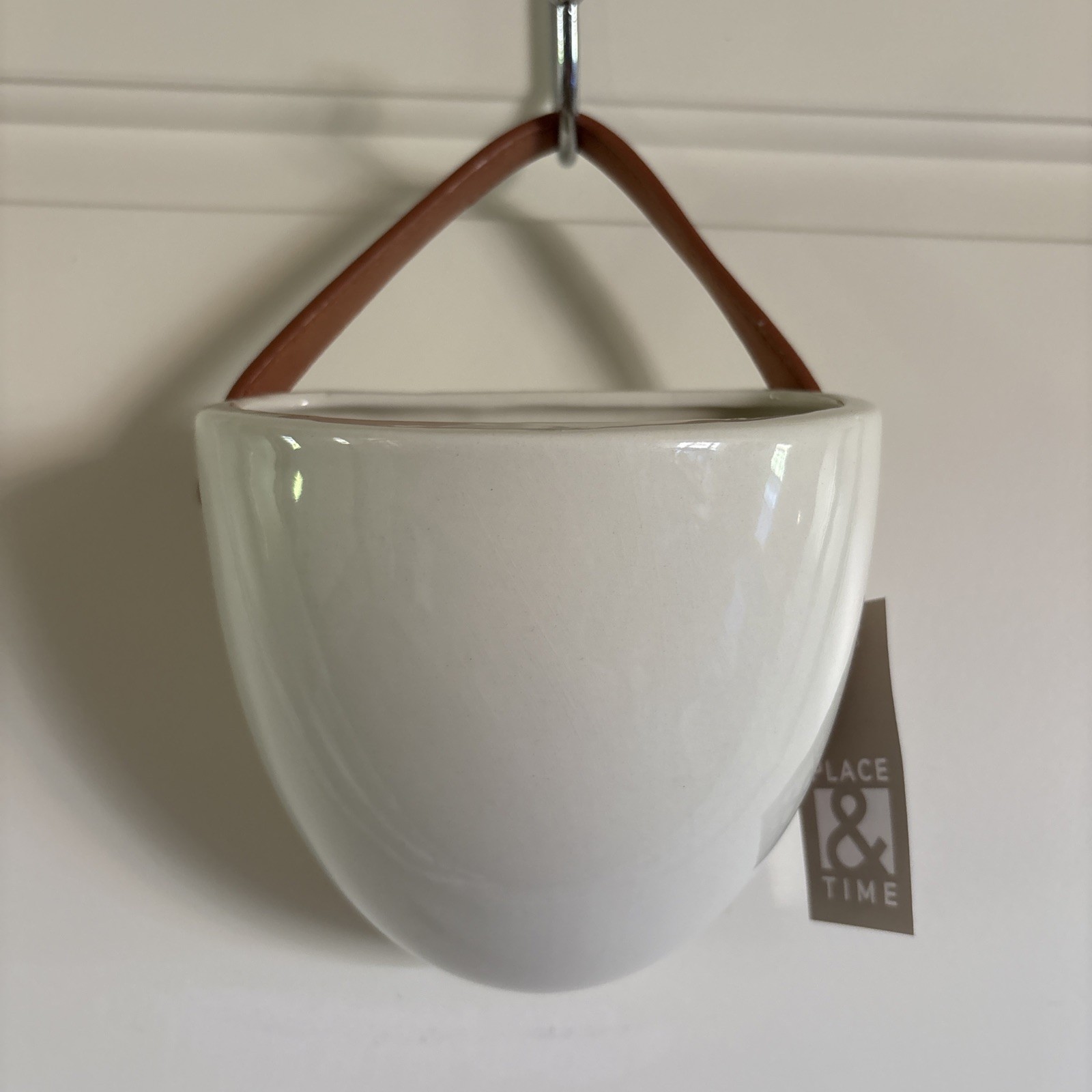 Wall Pocket Planter Hanging Vas. Joann’s Brand (discontinued) NEW Ceramic 6”
