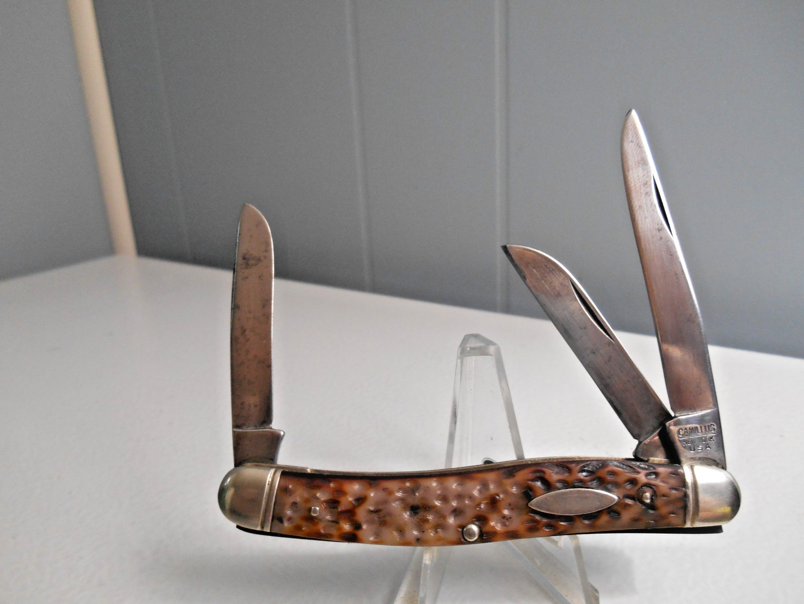 VINTAGE 3 BLADE CAMILLUS NEW YORK USA 69 STOCKMAN POCKET KNIFE