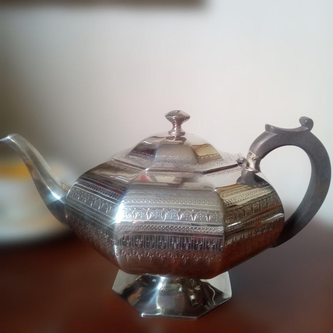 British Antique Silver Plate Teapot, 1893-94, Elegant, Good Condition