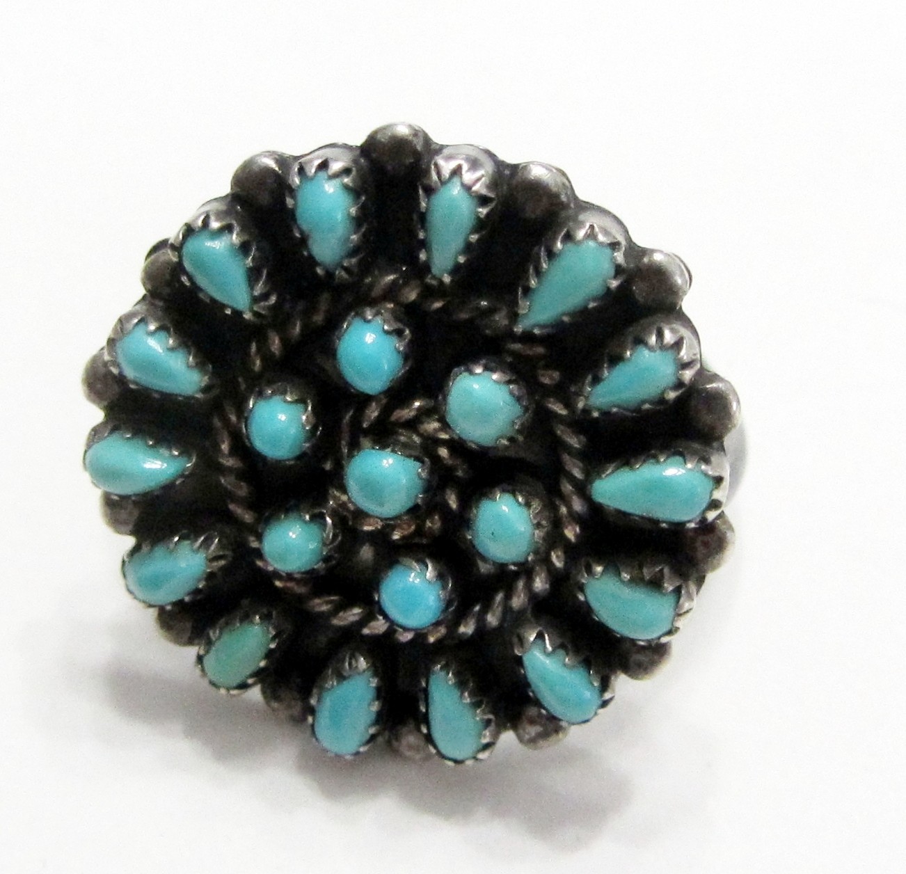 Vintage Cluster Style Zuni Ring Sz 7.5 Sterling Petit Point Turquoise Stones