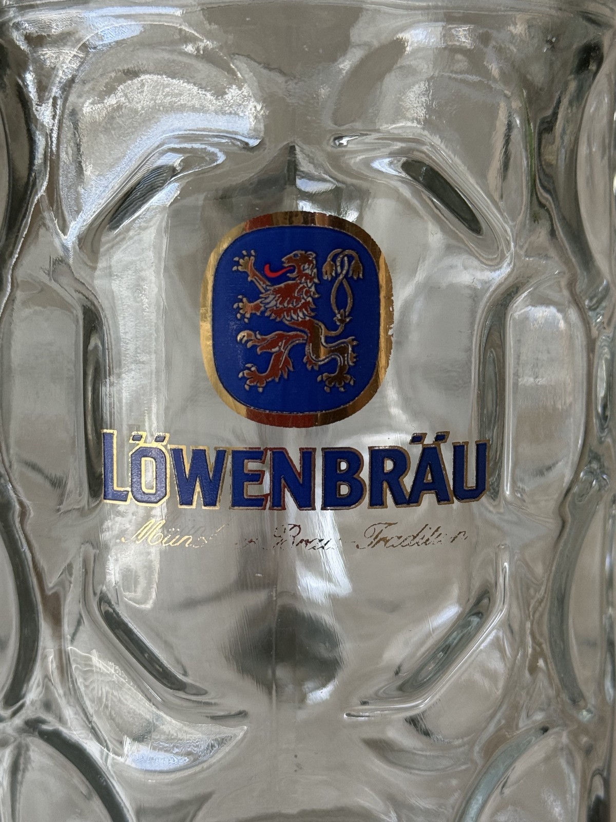 Vintage Löwenbräu München 1L Beer Stein Glass Mug SG Austria Oktoberfest Brewery