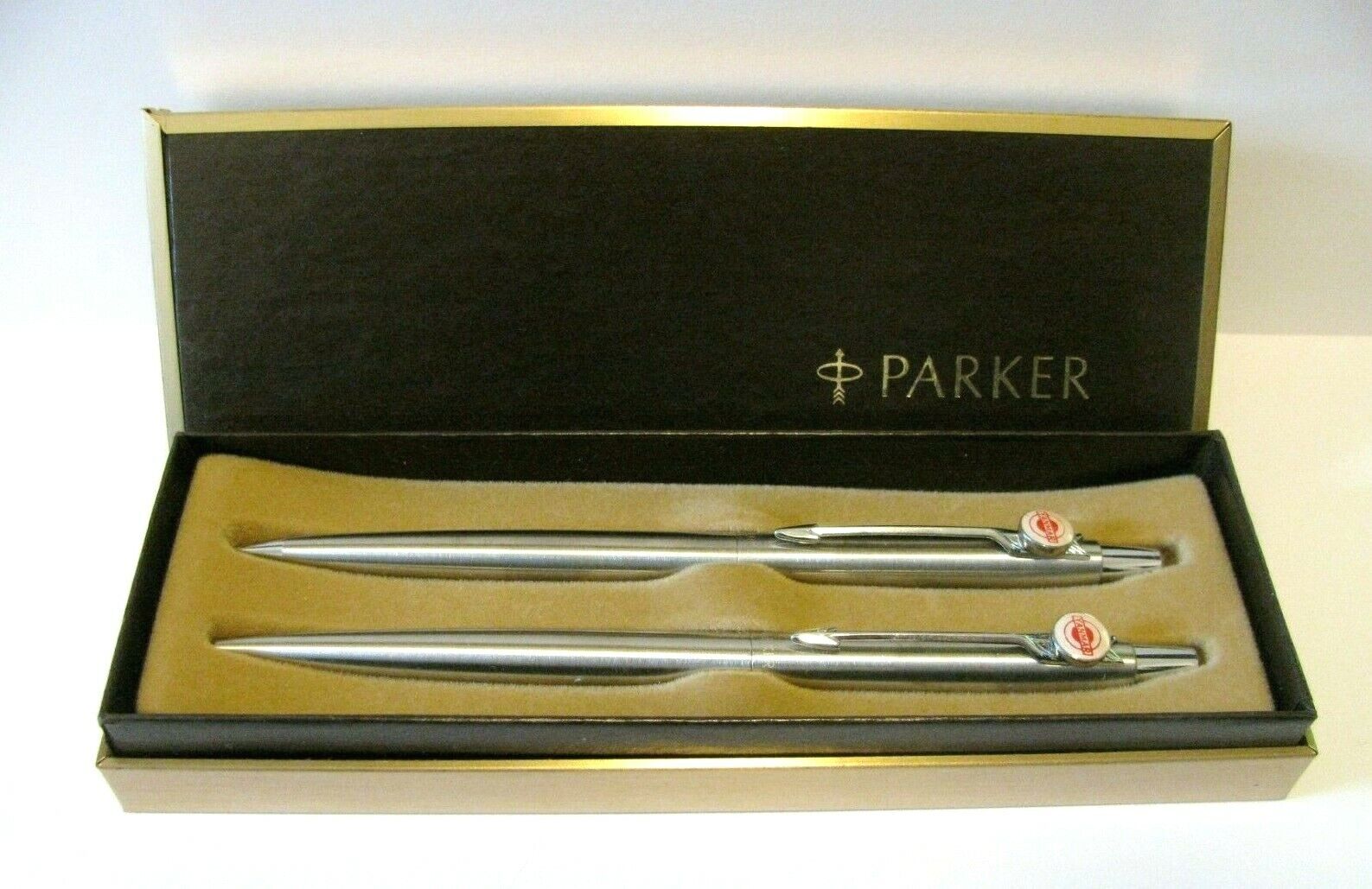 *YANMAR DIESEL ENGINE COMPANY Ink Pen & Mechanical Pencil Set Advertising Parker