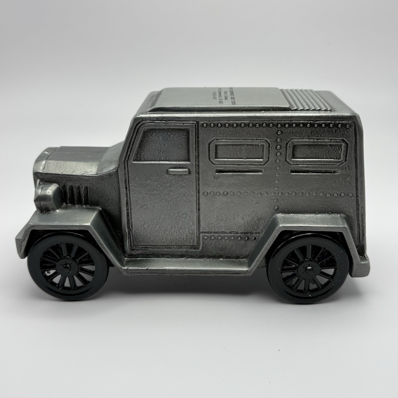 Vintage 1974 Banthrico Armored Truck Coin Bank Fort Leavenworth Credit Union