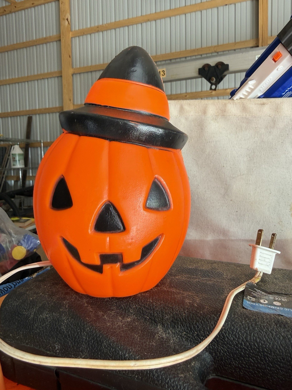Vintage 1981 Empire Plastic Blow Mold Pumpkin W/ Witch Hat Jack-o’-Lantern 8\