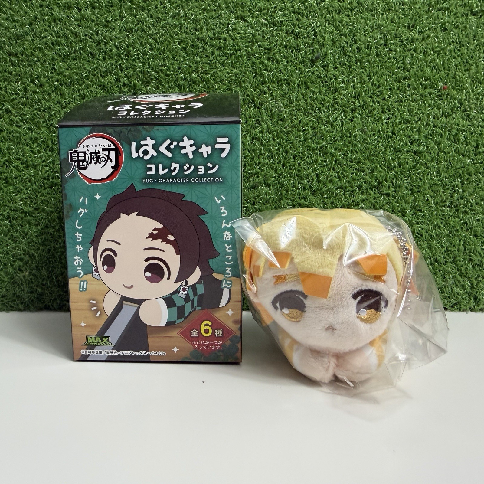 Aniplex Max Limited Demon Slayer Hug Character Collection 1 Zenitsu Agatsuma