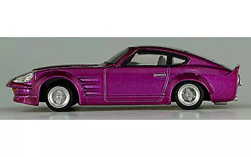 1/64 Kyosho Nissan Fairlady Z 240ZG Pink Diecast Model Best Collection
