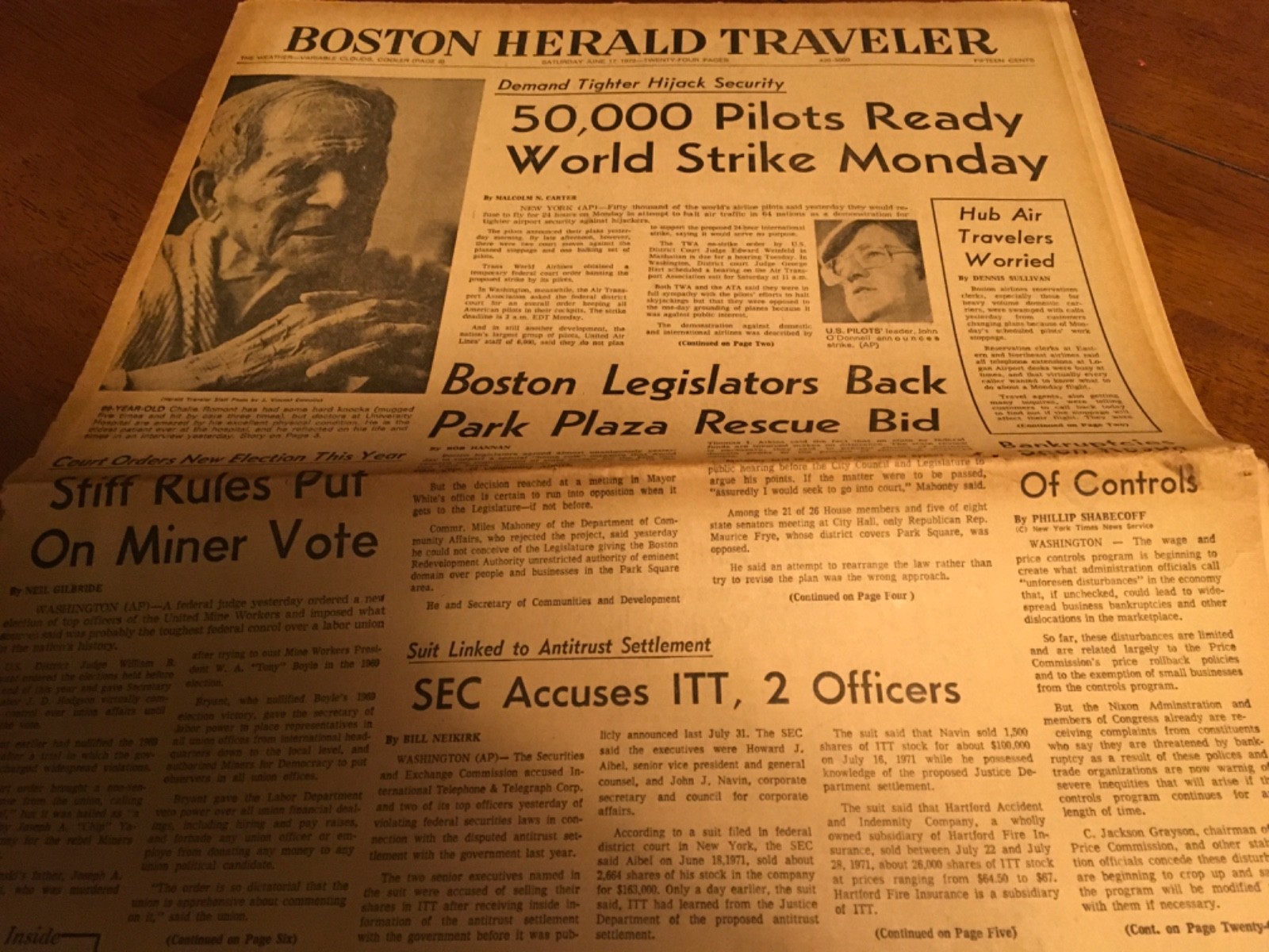 BOSTON HERALD TRAVELER NEWSPAPER JUNE 17 1972