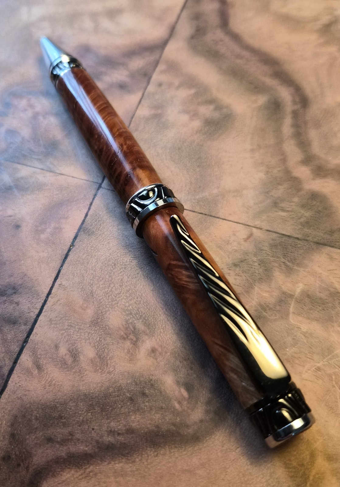 Fat Cat Cigar Pen - Red Amboyna Burl -  & FREE RETURNS