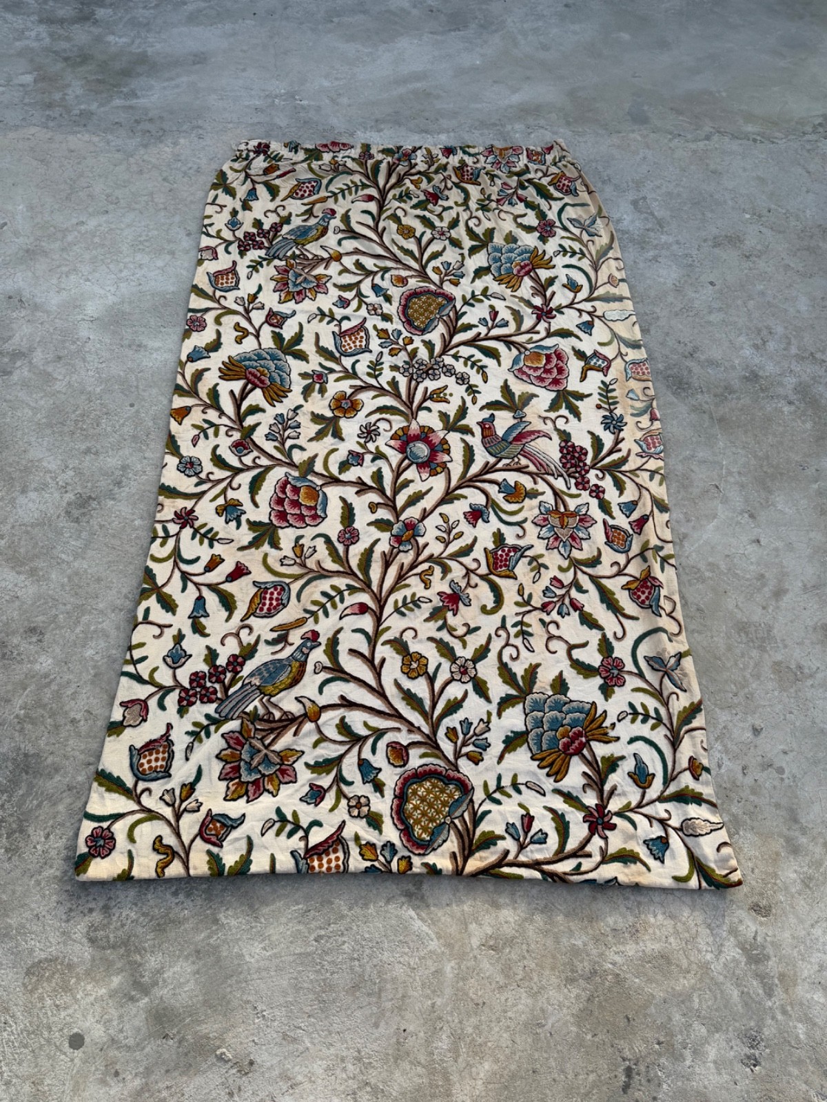 Vintage Beautiful Hand Wool Embroidered Kashmiri Crewel Embroidered Curtain