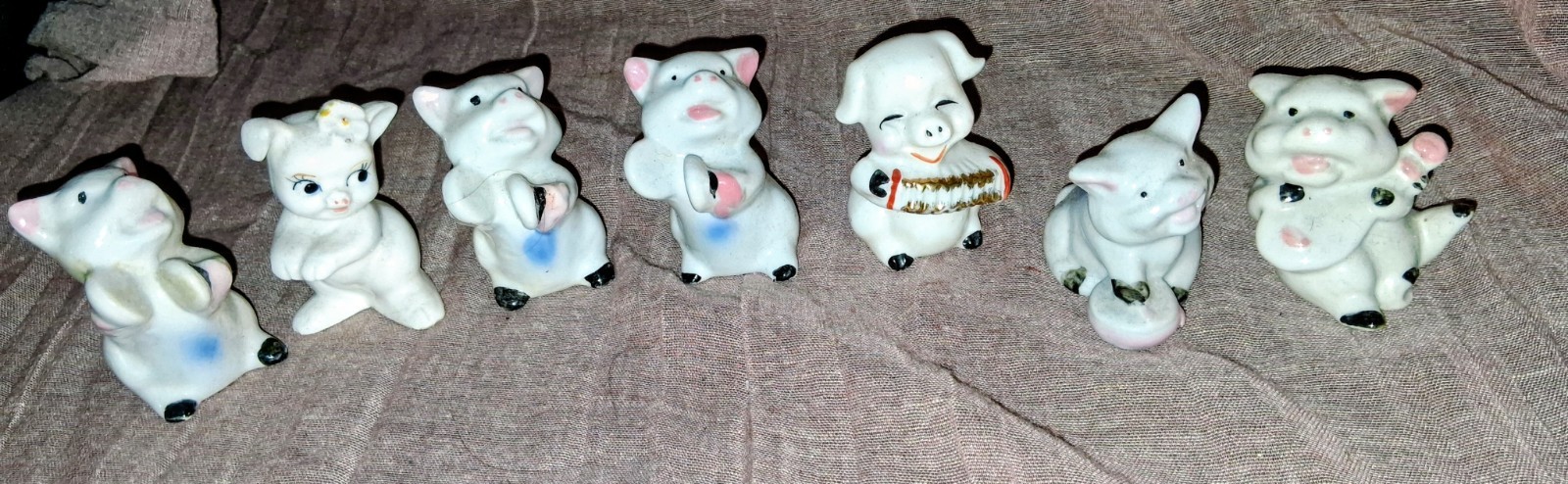 7 Vintage Japan Porcelain Handpainted Happy Miniature Pig Piglet Figurines