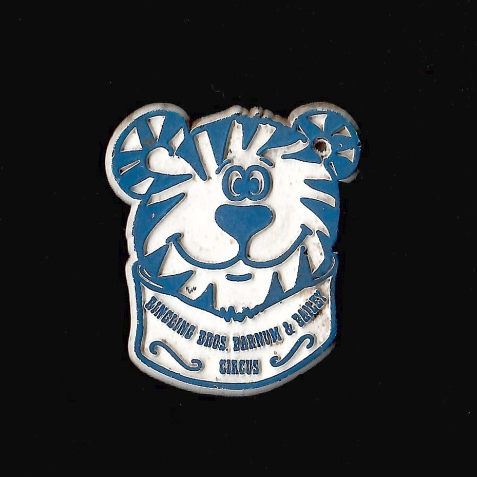 Ringling Bros. Circus Vtg Novelty Magnet Rubber Souvenir Advertise Fridge  \'70s