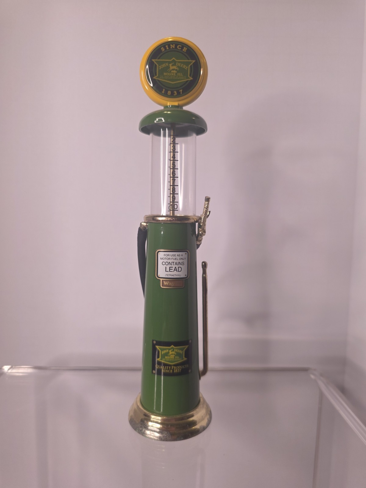 John Deere Gearbox Visual Miniature Gas Pump 8 in. - Limited Edition Collectible