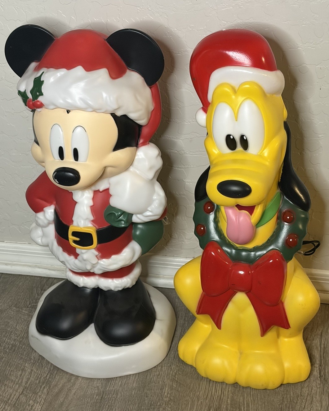 Disney\'s 2ft Pluto & Mickey in Santa Hat Lighted Christmas Blow Mold Yard Decor