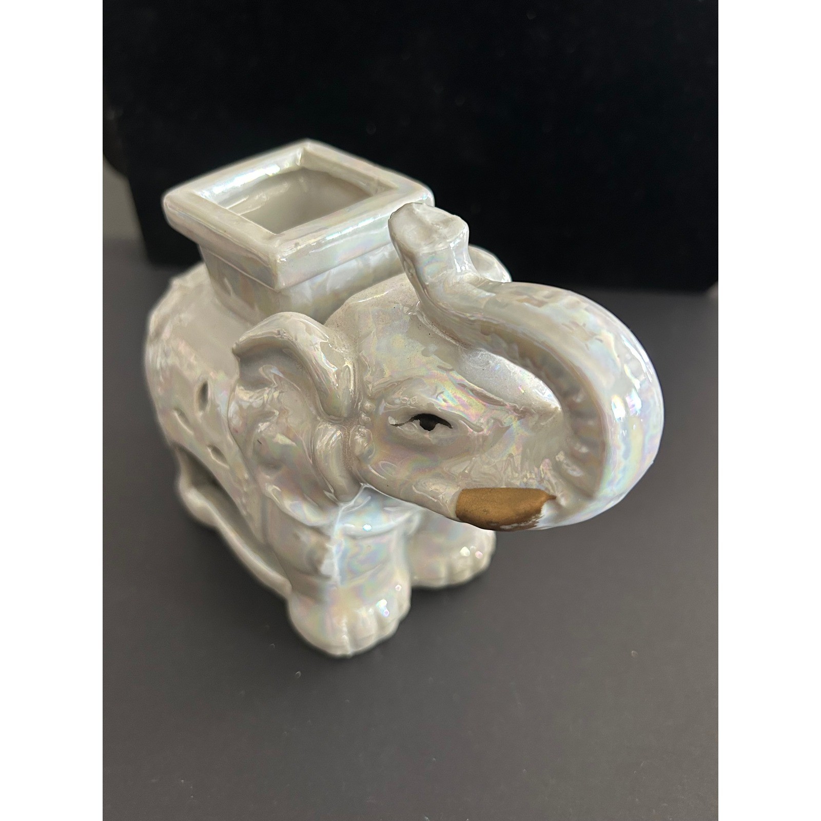 Elephant Figurine White Iridescent Ceramic Gold Tusk Unbranded Small Collectible