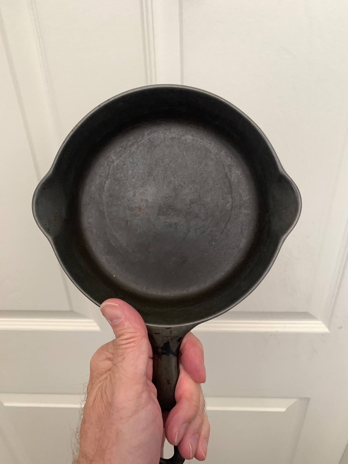 Griswold No 4 Cast Iron Skillet Small Logo Erie PA 702 D Small Logo