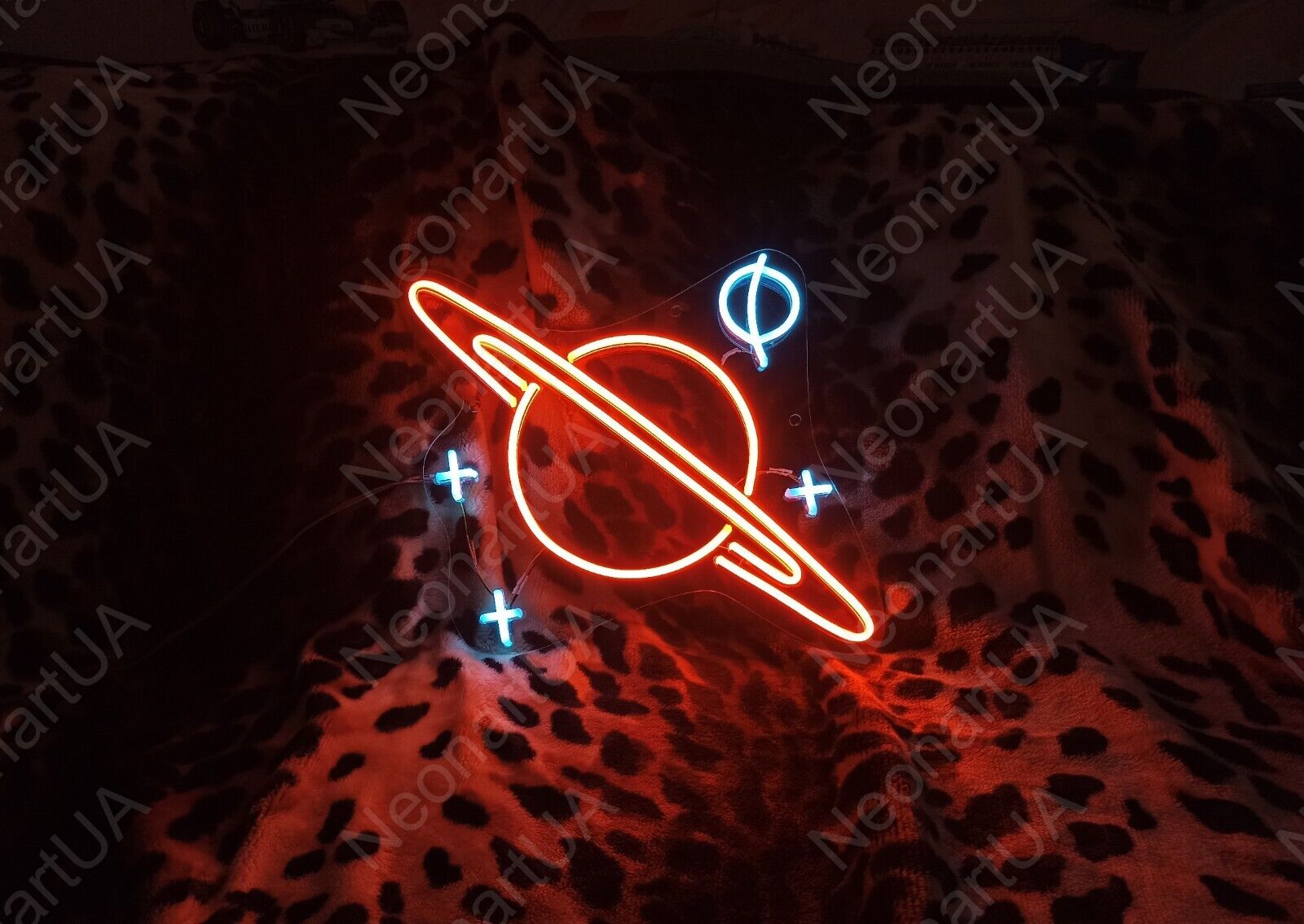 Planet saturn Neon Sign, Saturn Planet neon sign , size 20 inch