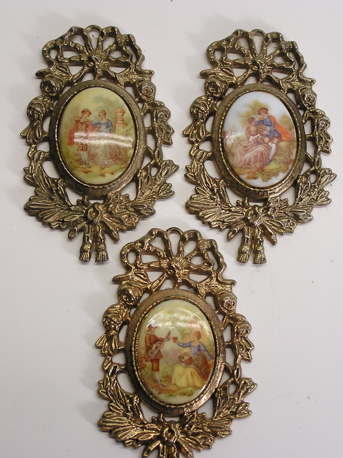 Vintage Fragonard Courtship Cameo Wall Plaques Set of Three Rococo Vintage Fragonard Courtship Cameo Wall Plaques Set of Three Rococo