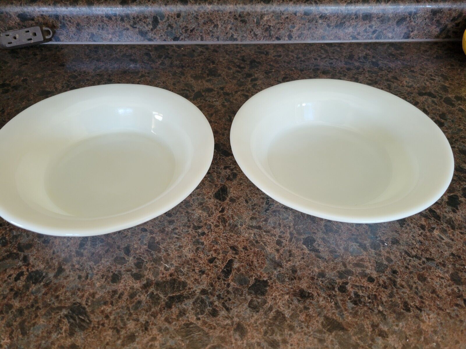 Set Of 2 Vintage Corningware Milkglass Pie Plates
