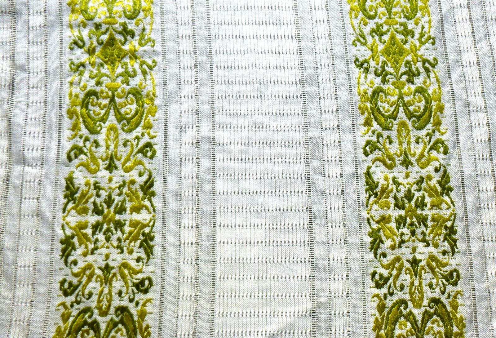 Pr Vtg Pinch Pleat Curtains Drapery Green & Off White Open Weave 67