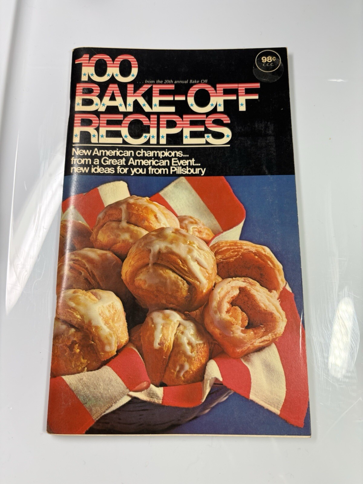 1969 PILLSBURY\'s 20th Great American Bake-Off Cookbook 100 Recipes VTG