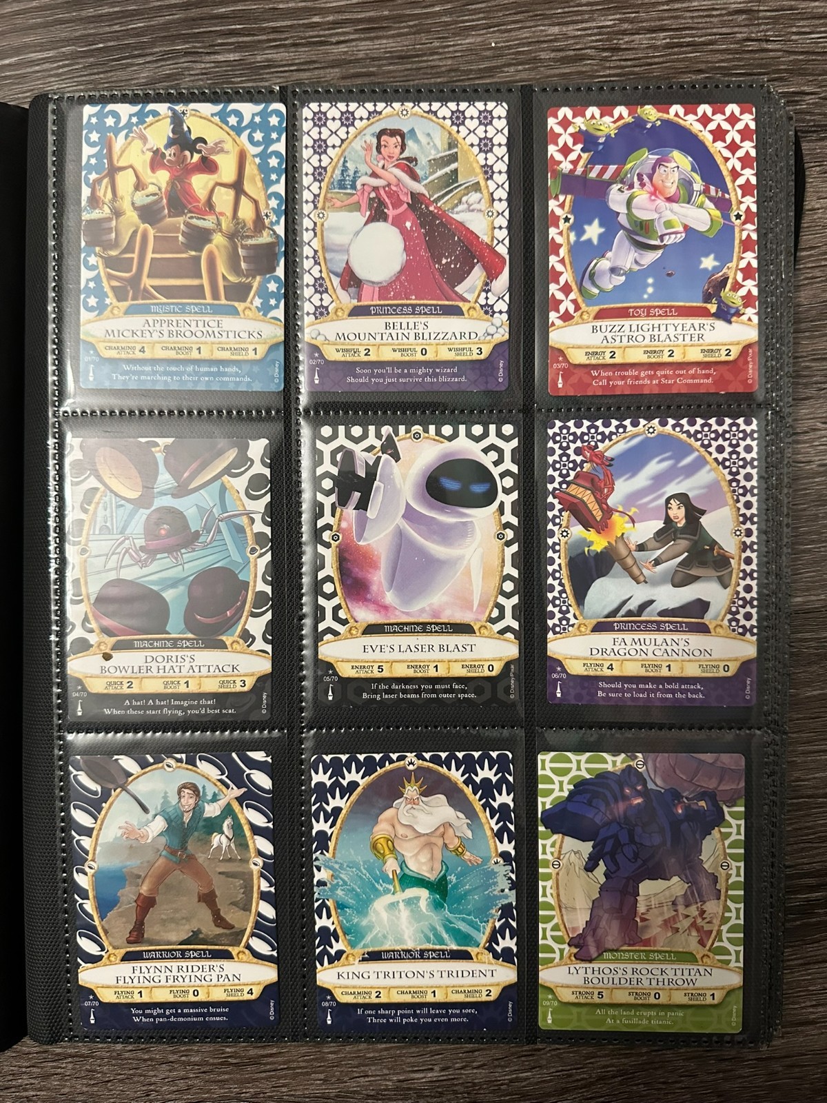 Sorcerers of the Magic Kingdom COMPLETE set (with exclusive Cast Member Card)