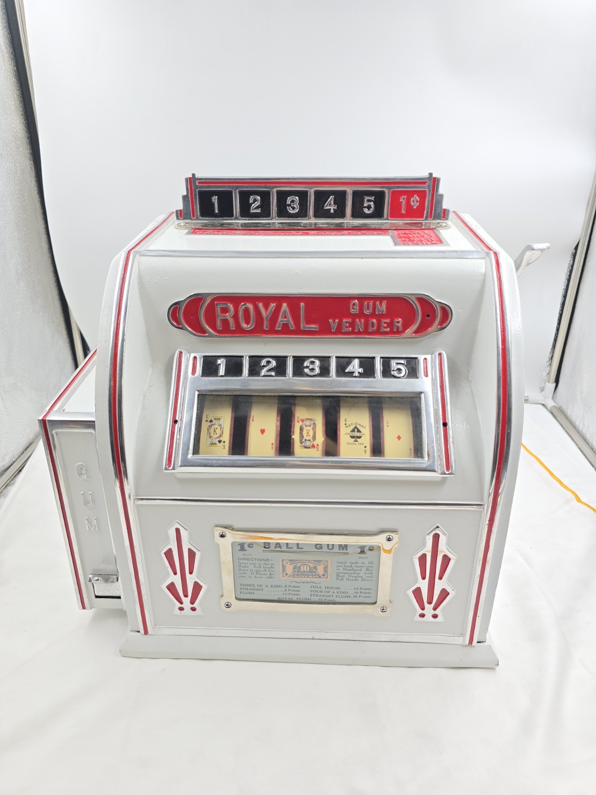 Antique Royal Gum Vendor Poker  Trade Stimulator