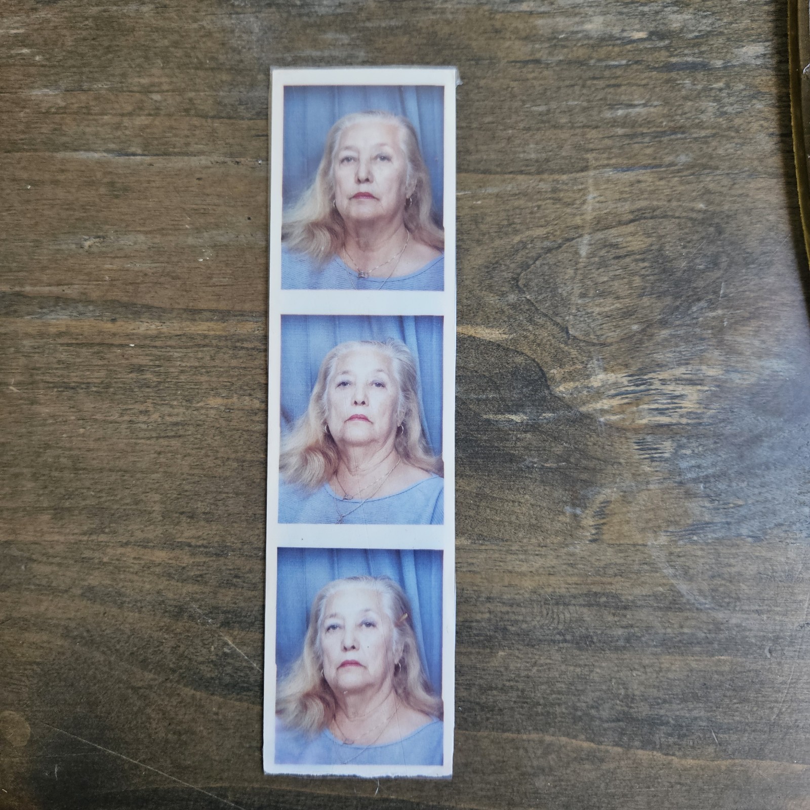 VINTAGE 2000'S SERIOUS OLDER AMERICAN WOMAN IN RED LIPSTICK BOOTH PHOTOS STRIP VINTAGE 2000'S SERIOUS OLDER AMERICAN WOMAN IN RED LIPSTICK BOOTH PHOTOS STRIP