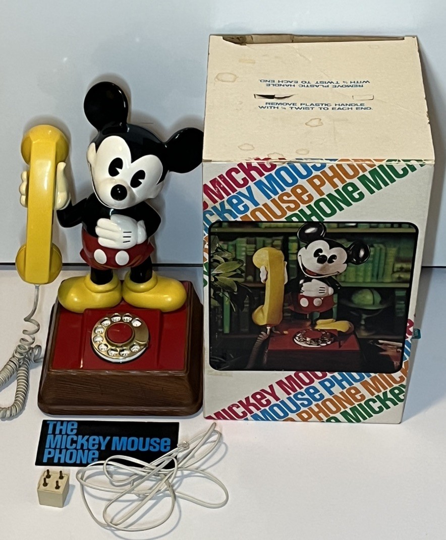 Vintage 1976 Mickey Mouse Rotary Telephone ATC Disney Model 156007 With Box