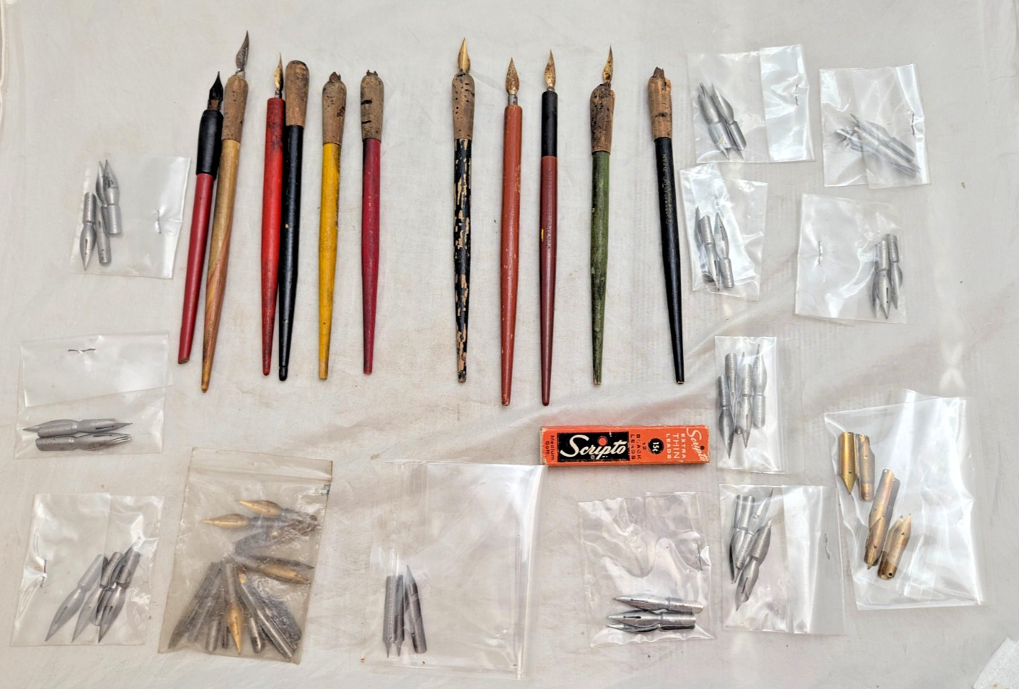Vintage Antique Dip Pen Holder & Nib Lots Calligraphy Drawing 40+ Pcs Cigar Box