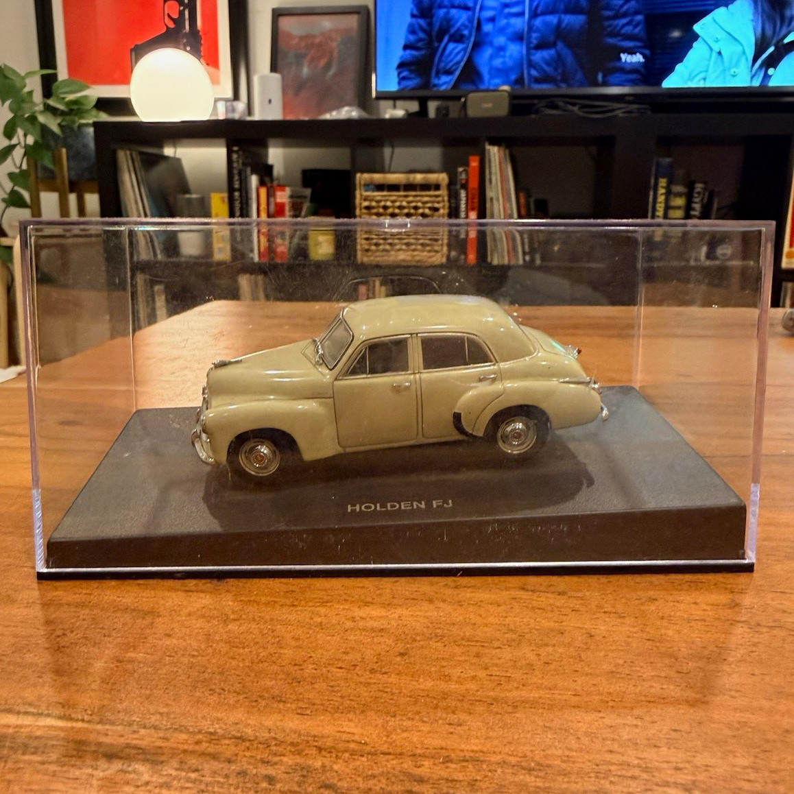 AUTOart Holden FJ Sedan 1:43 Diecast Model Car w/ Display Case & Certificate