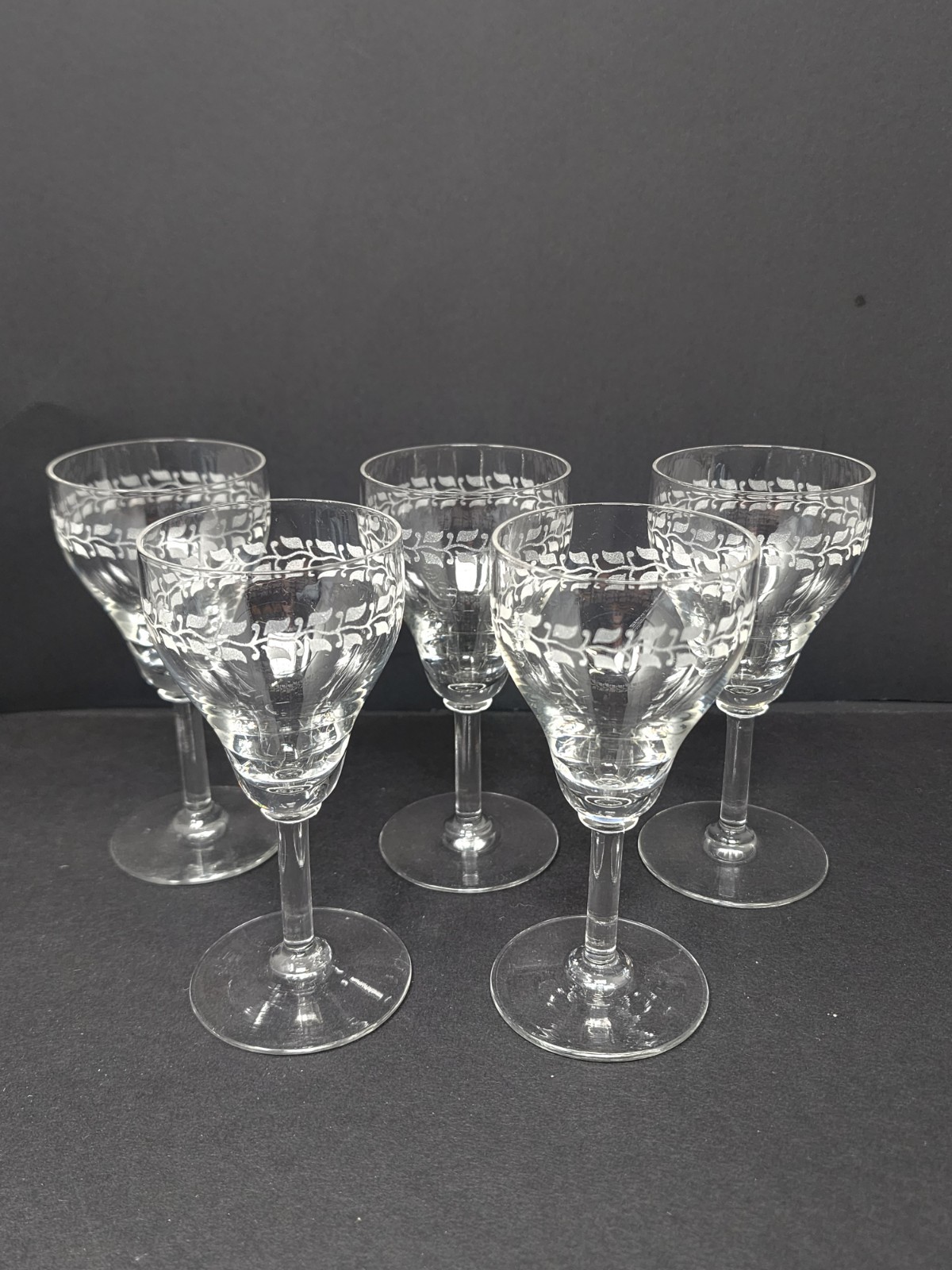 Set Of 5 Bryce Crystal Band 600 Wine Goblets Glass 4.5