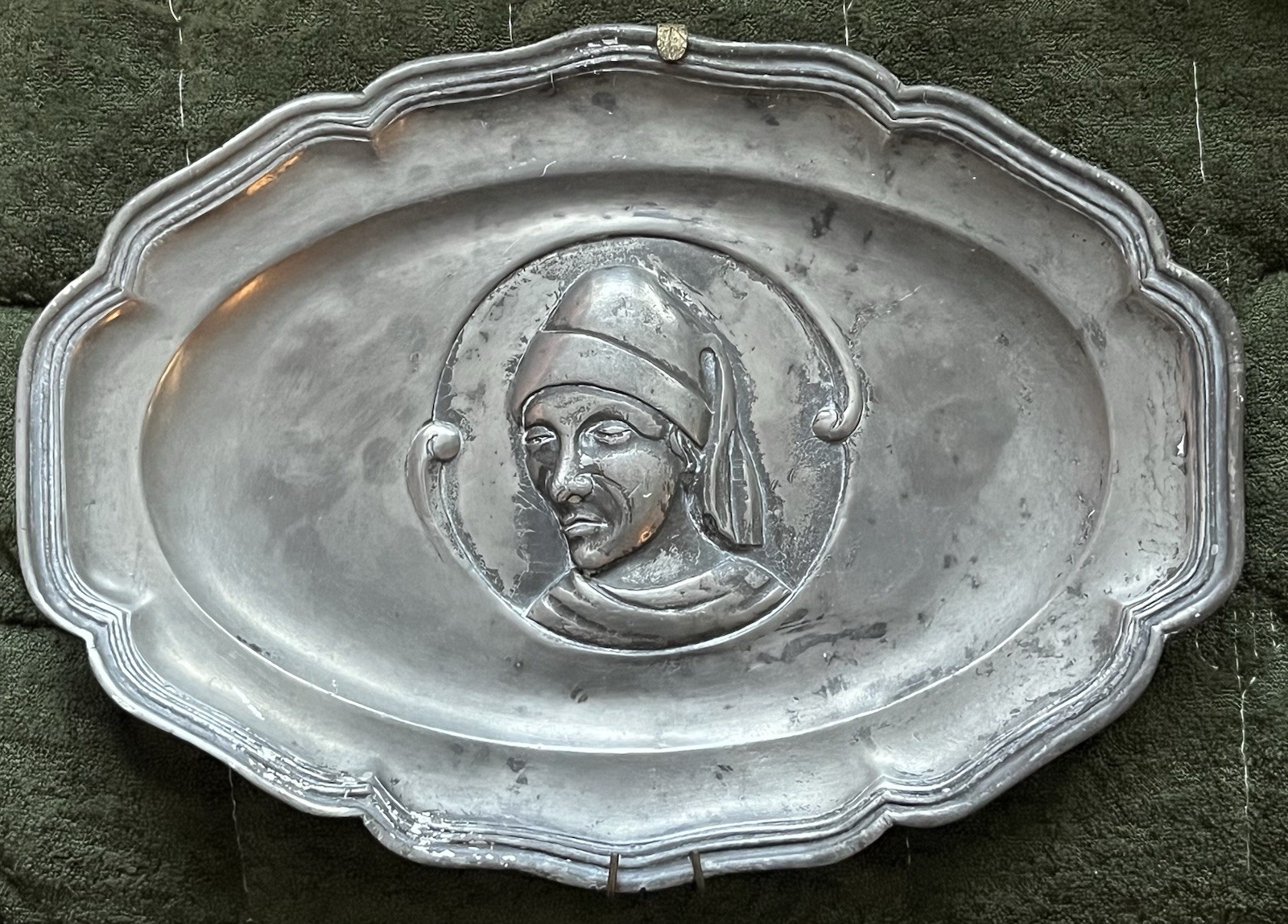 Antique 18th Century Engraved Handmade Portrait Pewter Plaque NICE PIECE Antique 18th Century Engraved Handmade Portrait Pewter Plaque NICE PIECE