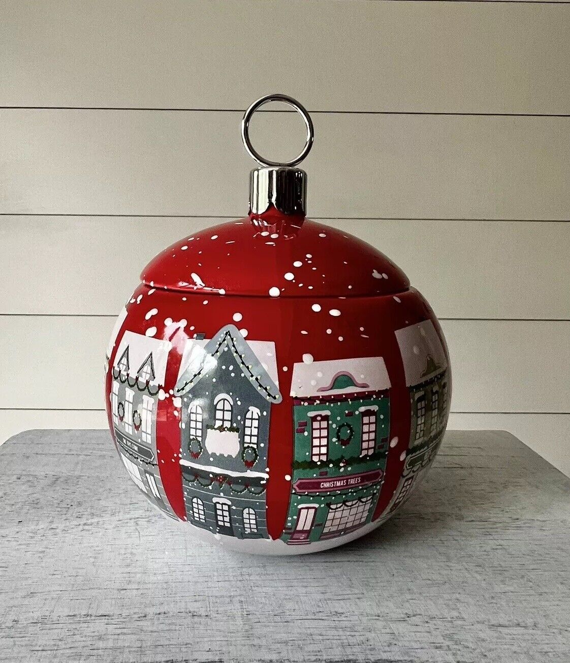 ⭐️Vintage TELEFLORA Christmas Ornament Candy Cookie Jar & Lid Ceramic Red
