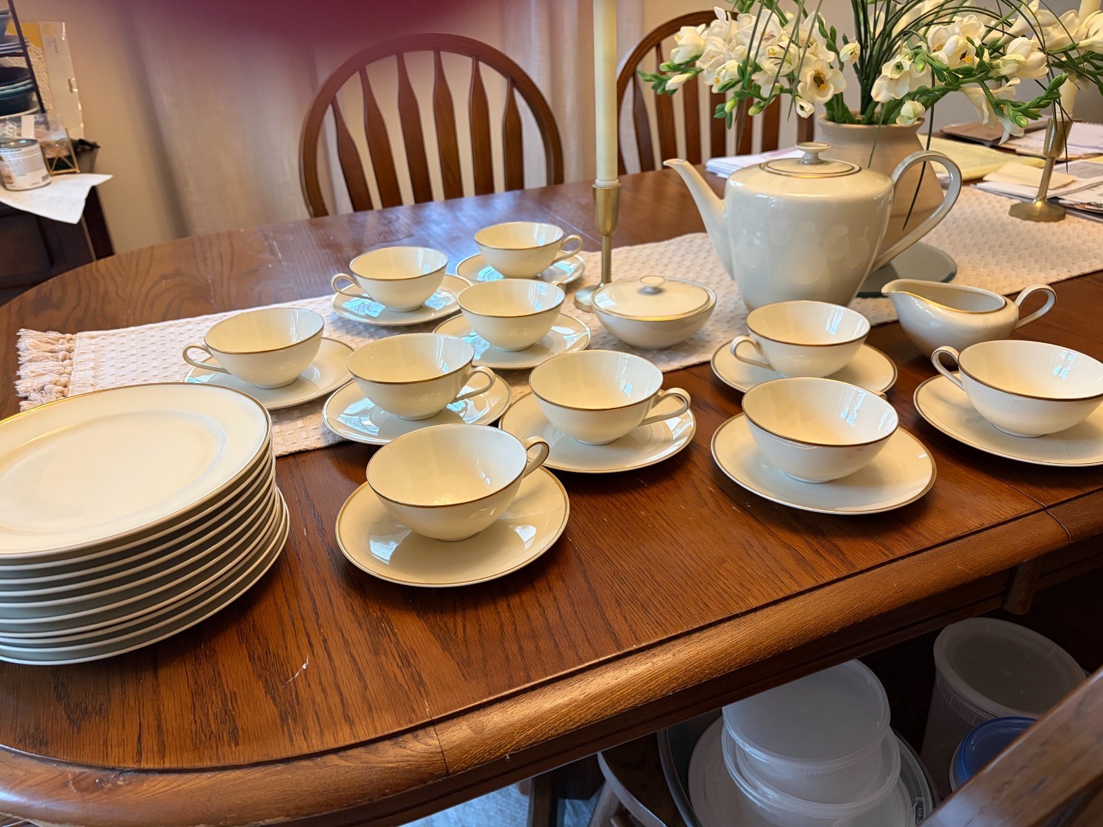 35 piece Hutschenreuther Selb Bavaria China Tea Set Excellent condition