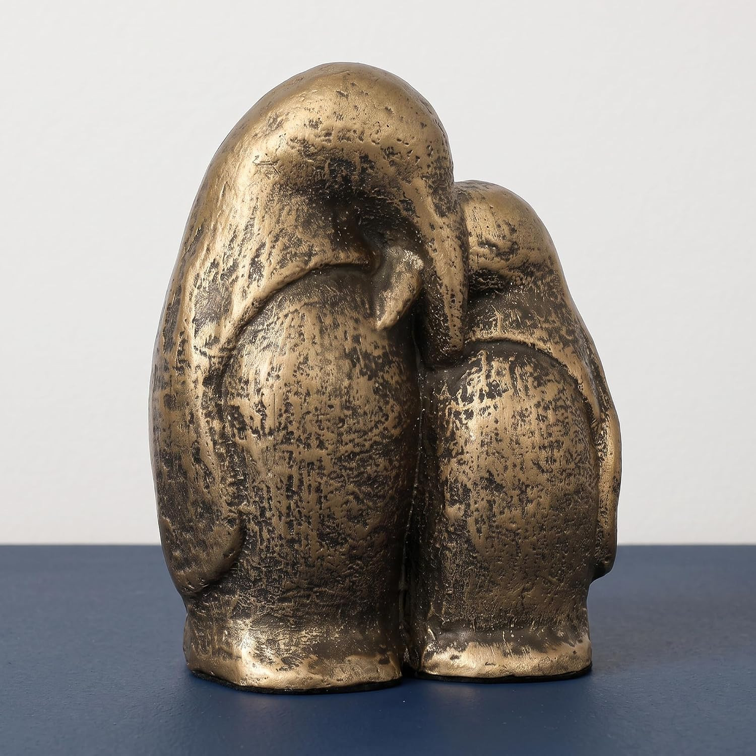 Penguin Couple Statue, Cast Iron Animal Figurine with Vintage Bronze Finish Penguin Couple Statue, Cast Iron Animal Figurine with Vintage Bronze Finish