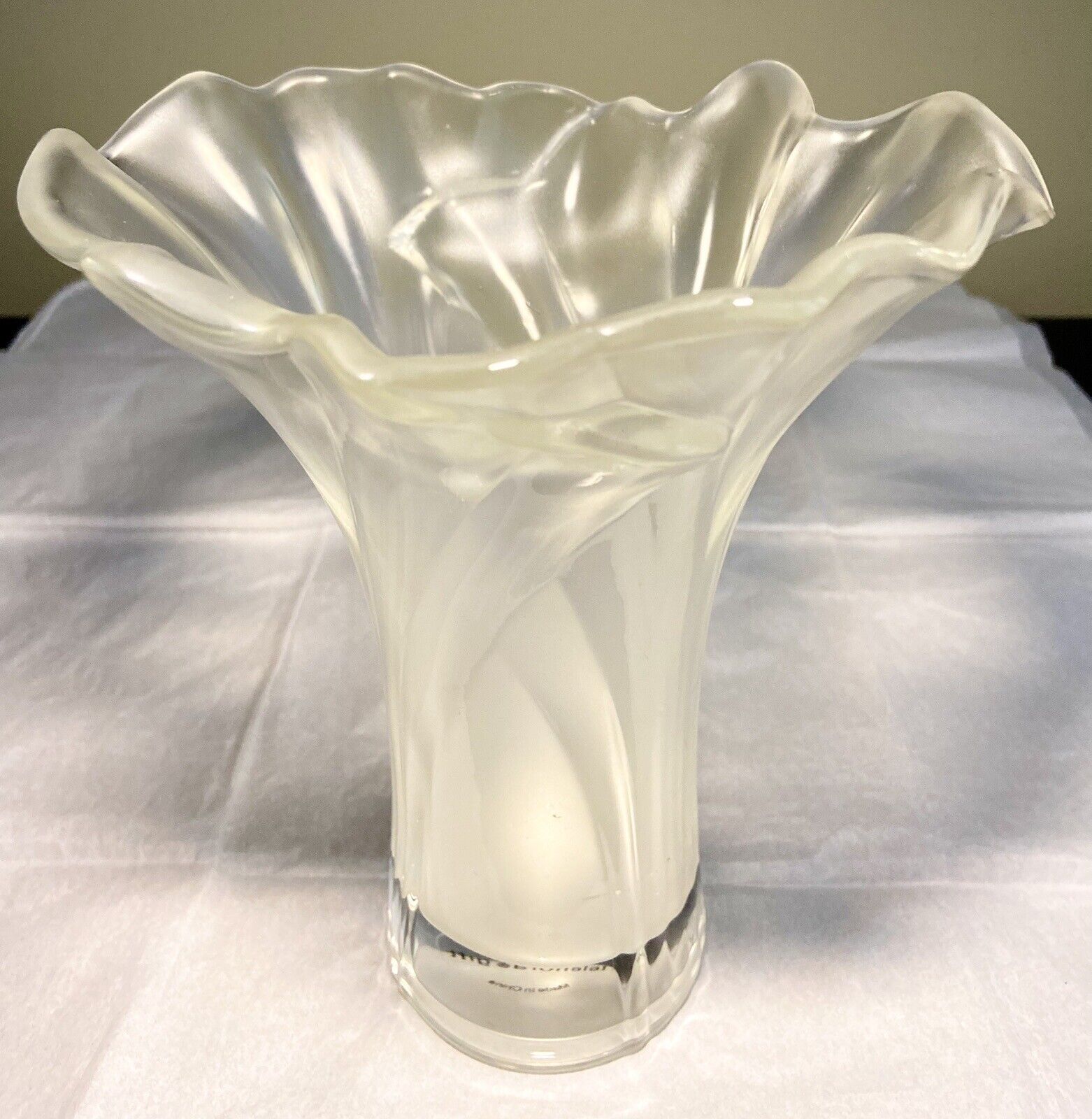 Vintage Teleflora Frosted Glass Vase Ruffled Flared Floral