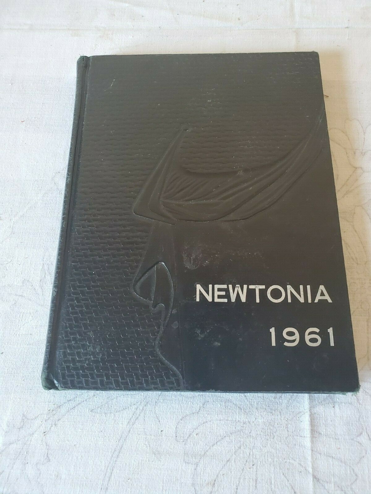 year book the newtonia 1961 newton iowa high school annual 