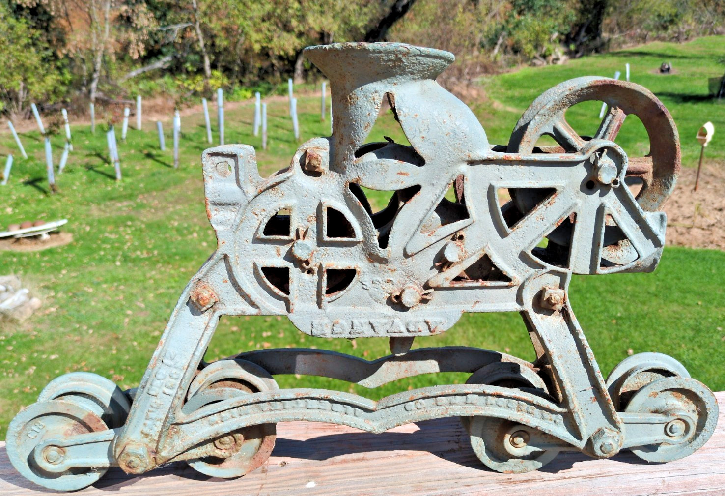 Antique G A OLSON Advance  Cast Iron Farm Barn Hay Trolley Carrier