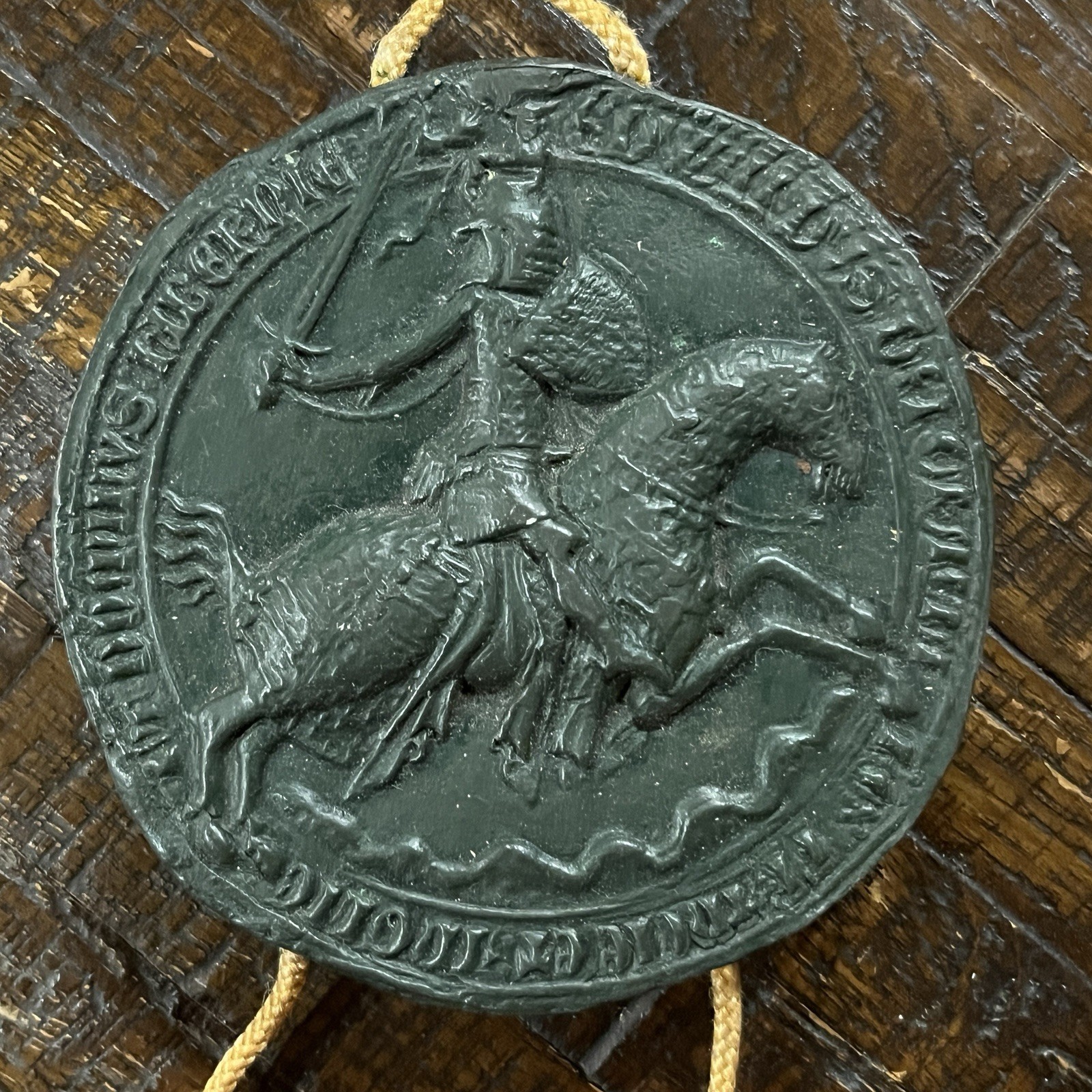 Vtg Henry VI King of England Large dbl side Wax Seal Medallion Souvenir Replica Vtg Henry VI King of England Large dbl side Wax Seal Medallion Souvenir Replica