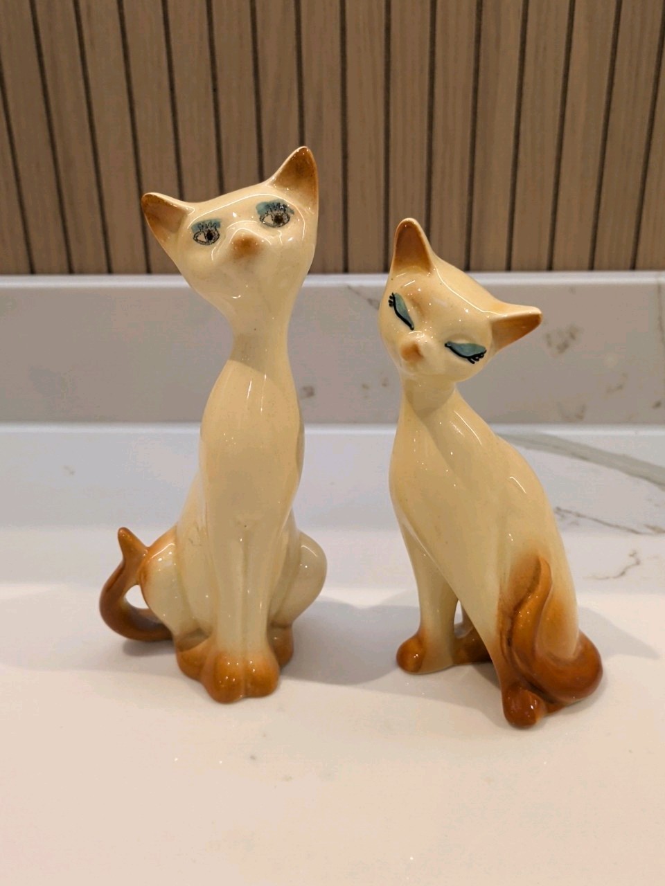 VTG 60s Pair Of Ceramic Long Necked Loving Siamese Cat Figurines