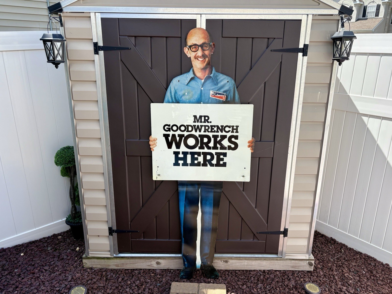Vintage 1970’s GM Mr Goodwrench Sign 6” Metal Dealer Sign - RARE -