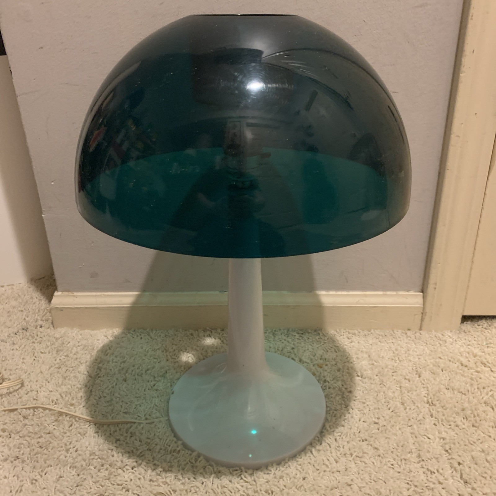 Vtg 70s Space Age Plastic Mushroom Accent Lamp CN Burman Green Vtg 70s Space Age Plastic Mushroom Accent Lamp CN Burman Green