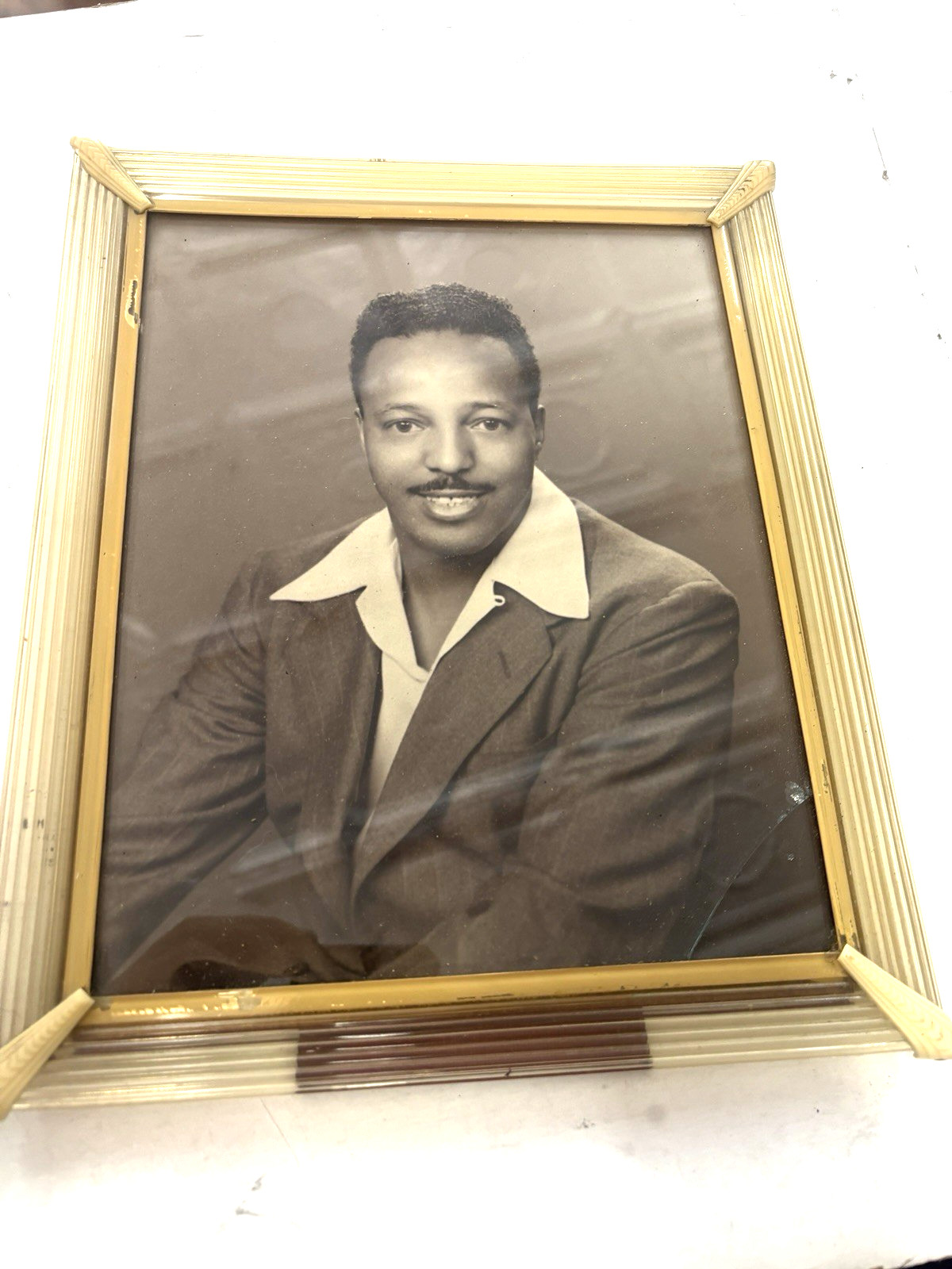 HANDSOME  AFRICAN AMERICAN  MAN VINTAGE FRAMED PHOTO - ART DECO -